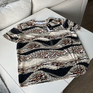 Exclusive - GUESS Animal Chains Crew T-Shirt